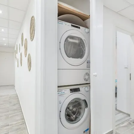 Modern Cozy At The Center *