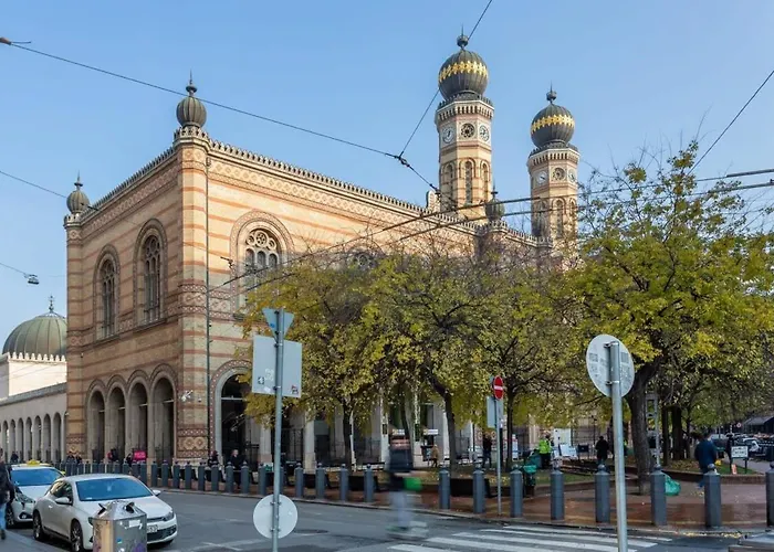 Modern Cozy At The Center بودابست