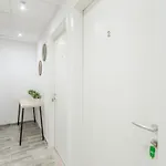 Modern Cozy At The Center דירה